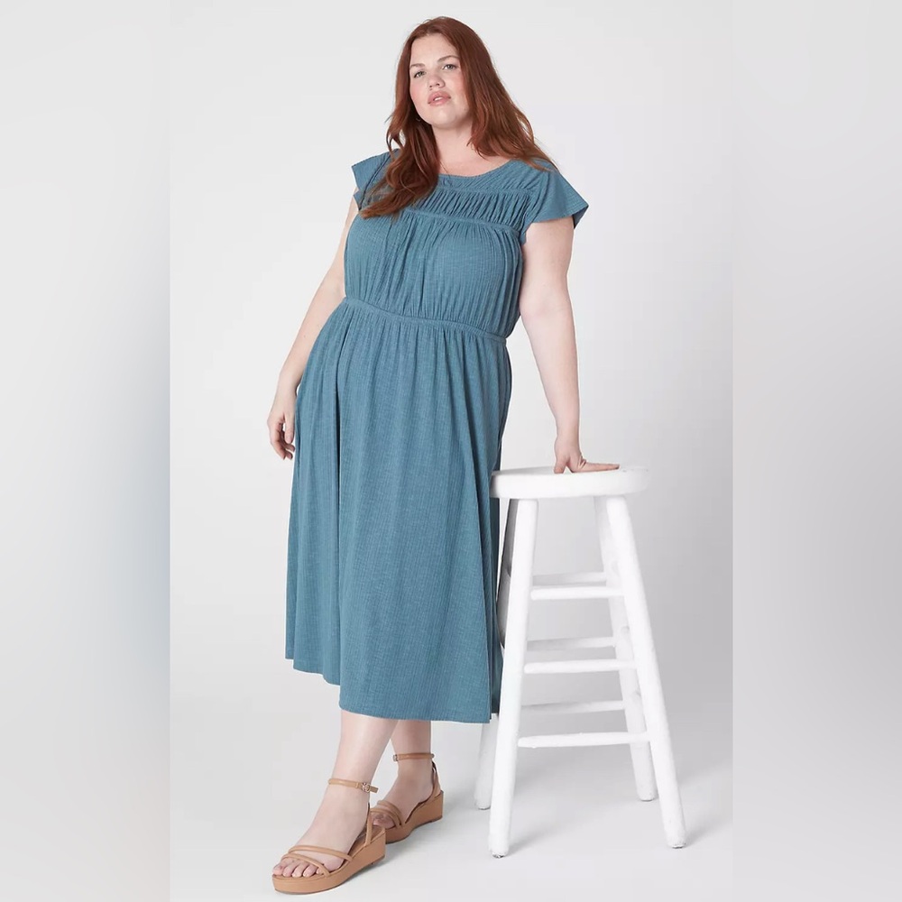 Lane Bryant NWOT Flutter-Sleeve Crew-Neck Dress